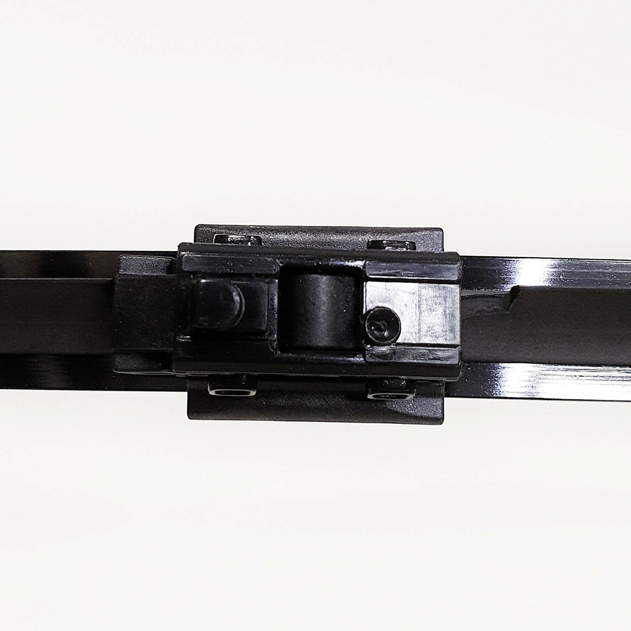 Genuine Mercedes-Benz Wiper Blades -LEFT HAND DRIVE- C-Class, GLC, EQC Front