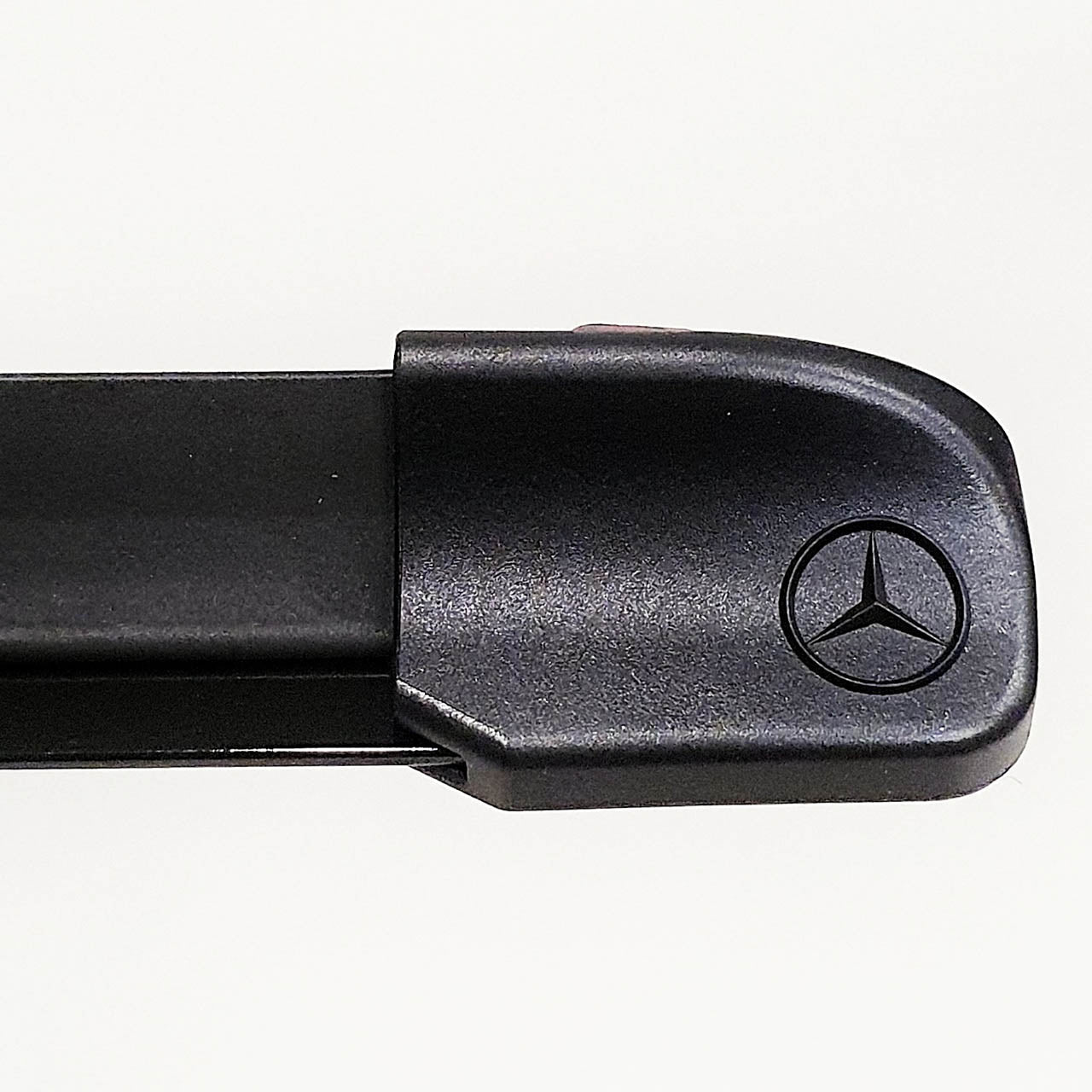 Genuine Mercedes-Benz Wiper Blades -LEFT HAND DRIVE- C-Class, GLC, EQC Front