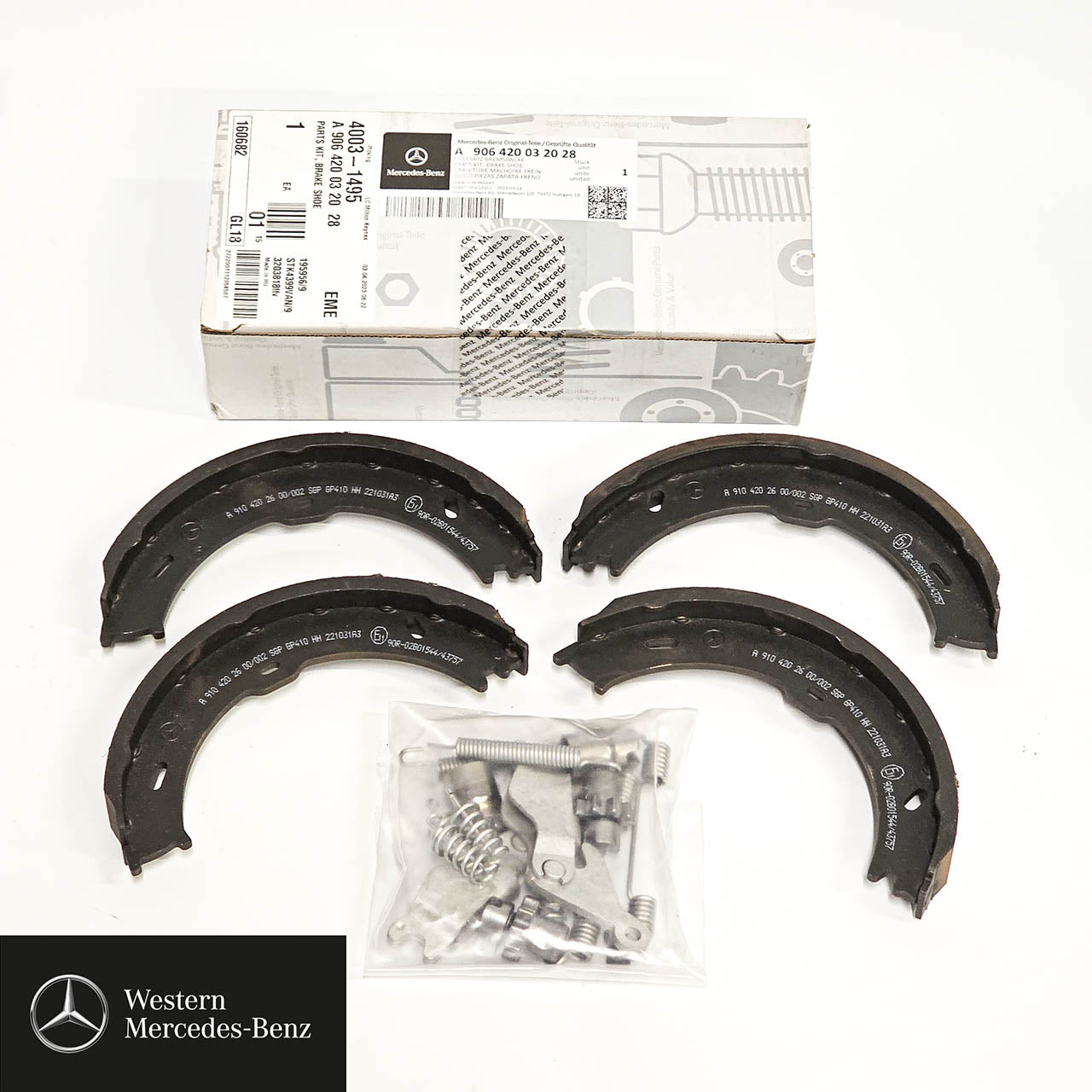 Brake shoe kit for Sprinter A906420032028