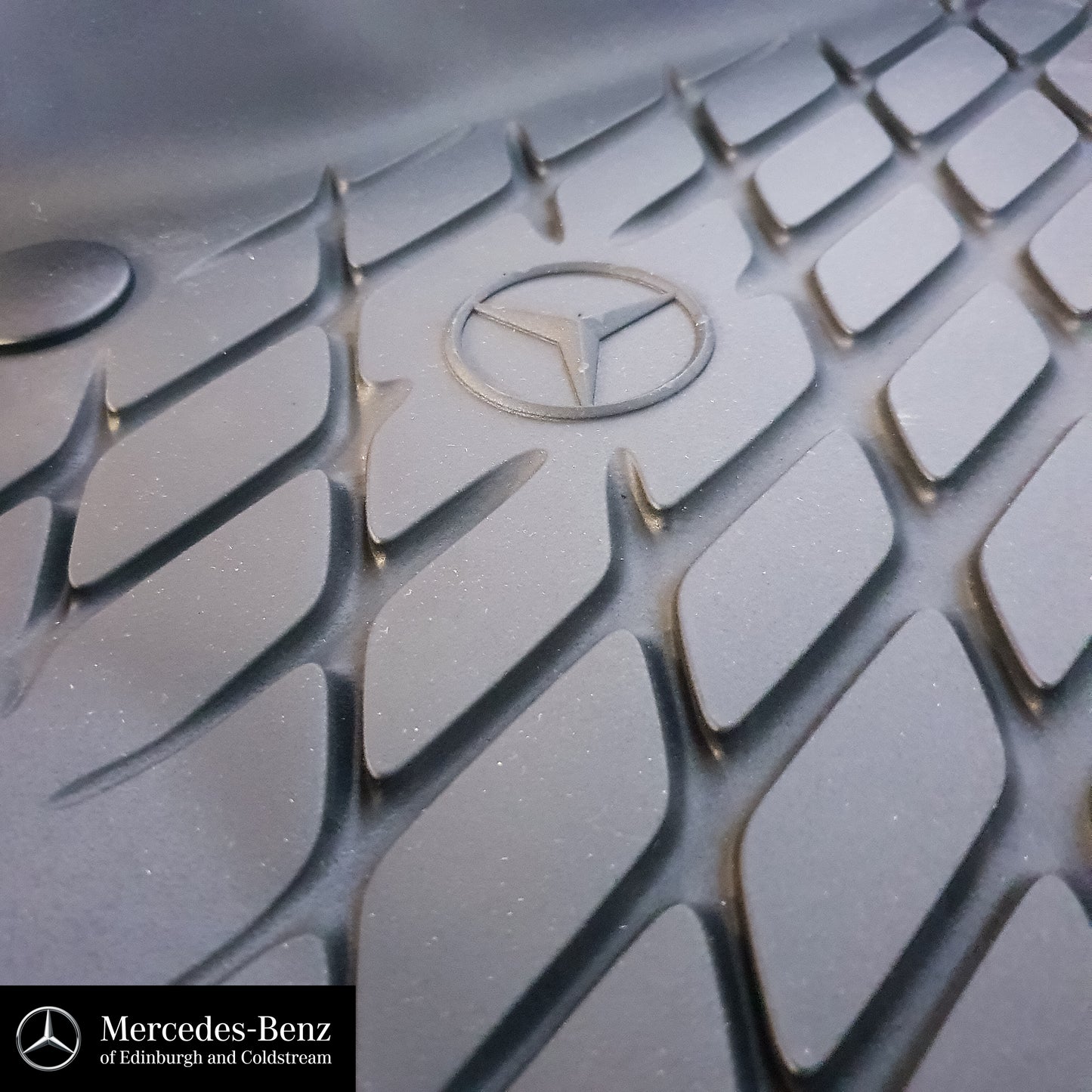 Floor mat trays, Dynamic Squares All season mat, 4-piece for EQA