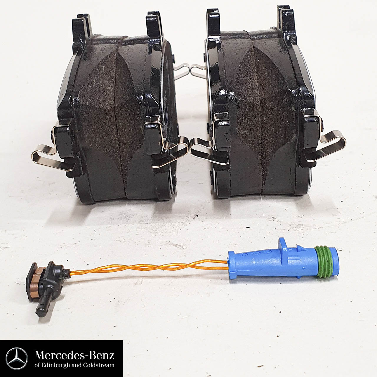 Genuine Mercedes-Benz Front Brake Pads and Sensor A Class W176 B Class W246