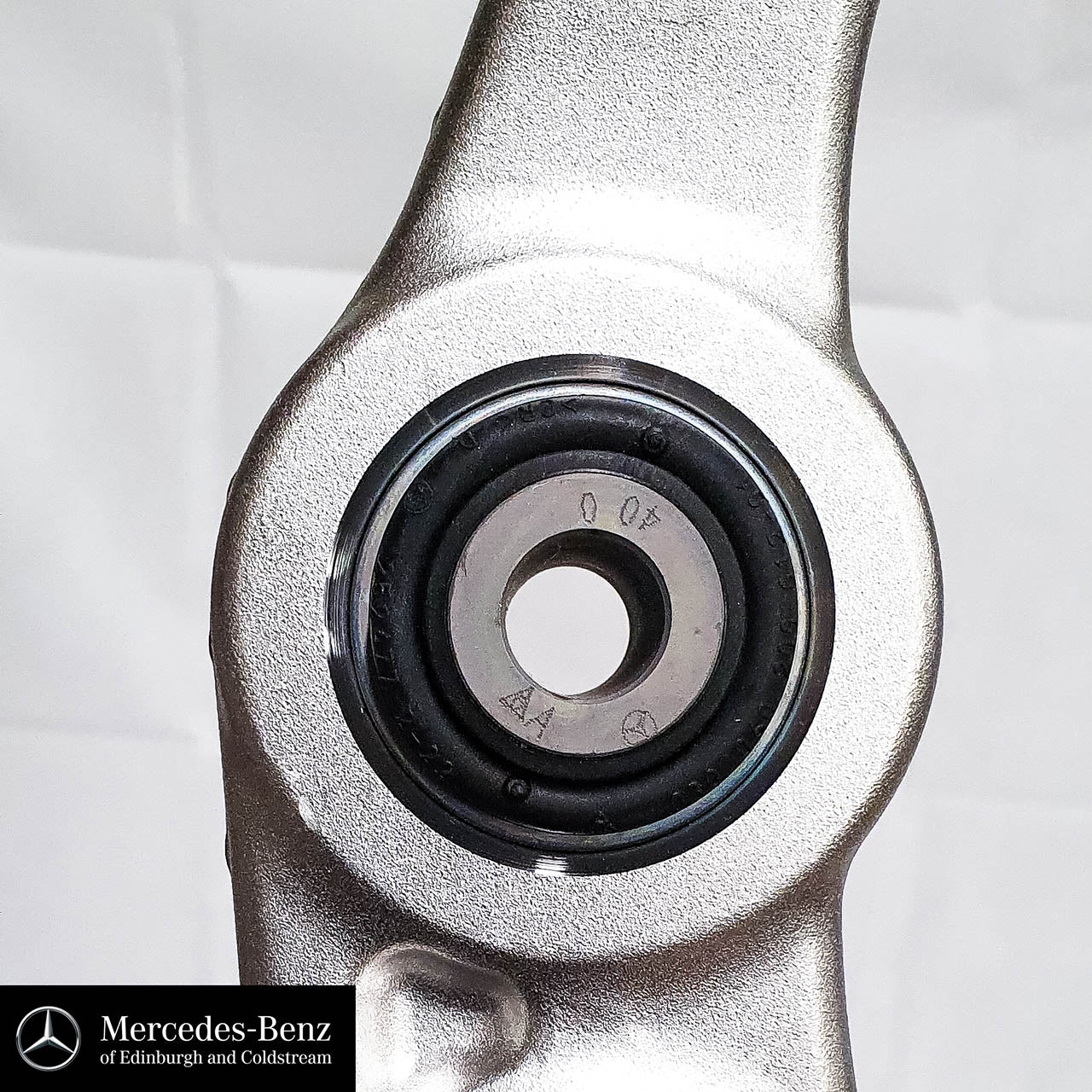 Genuine Mercedes-Benz C Class, E Class, CLS models Control Arm - Spring Link
