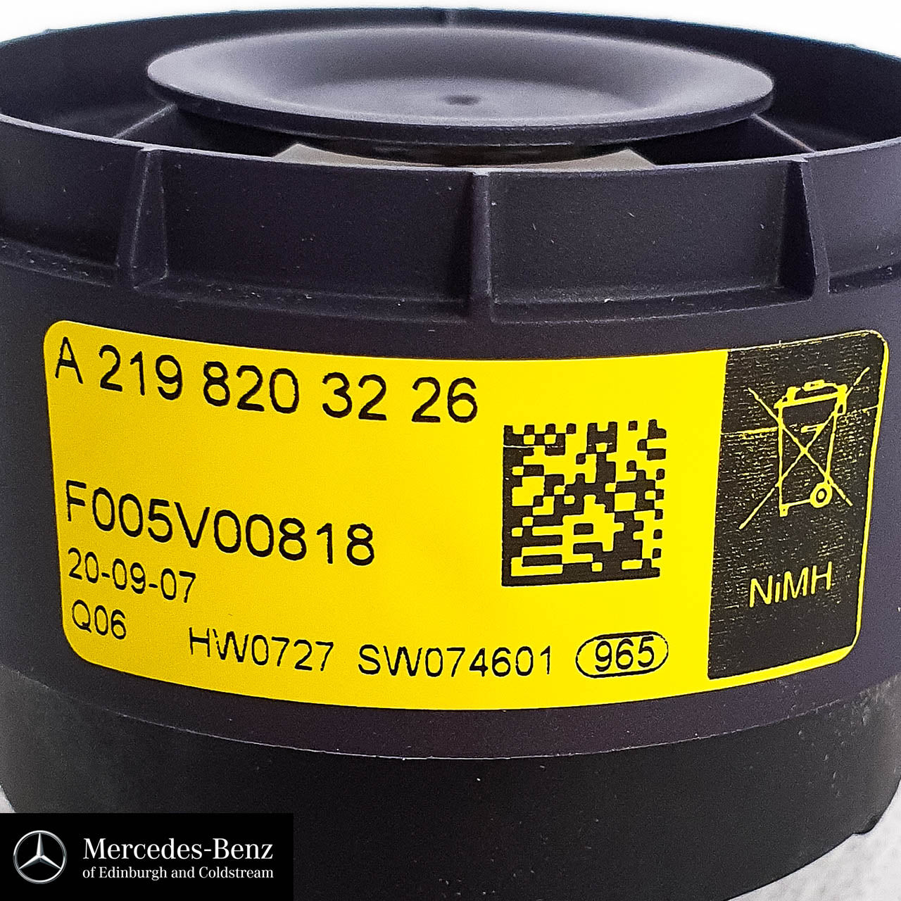 Genuine Mercedes-Benz alarm siren A2198203226