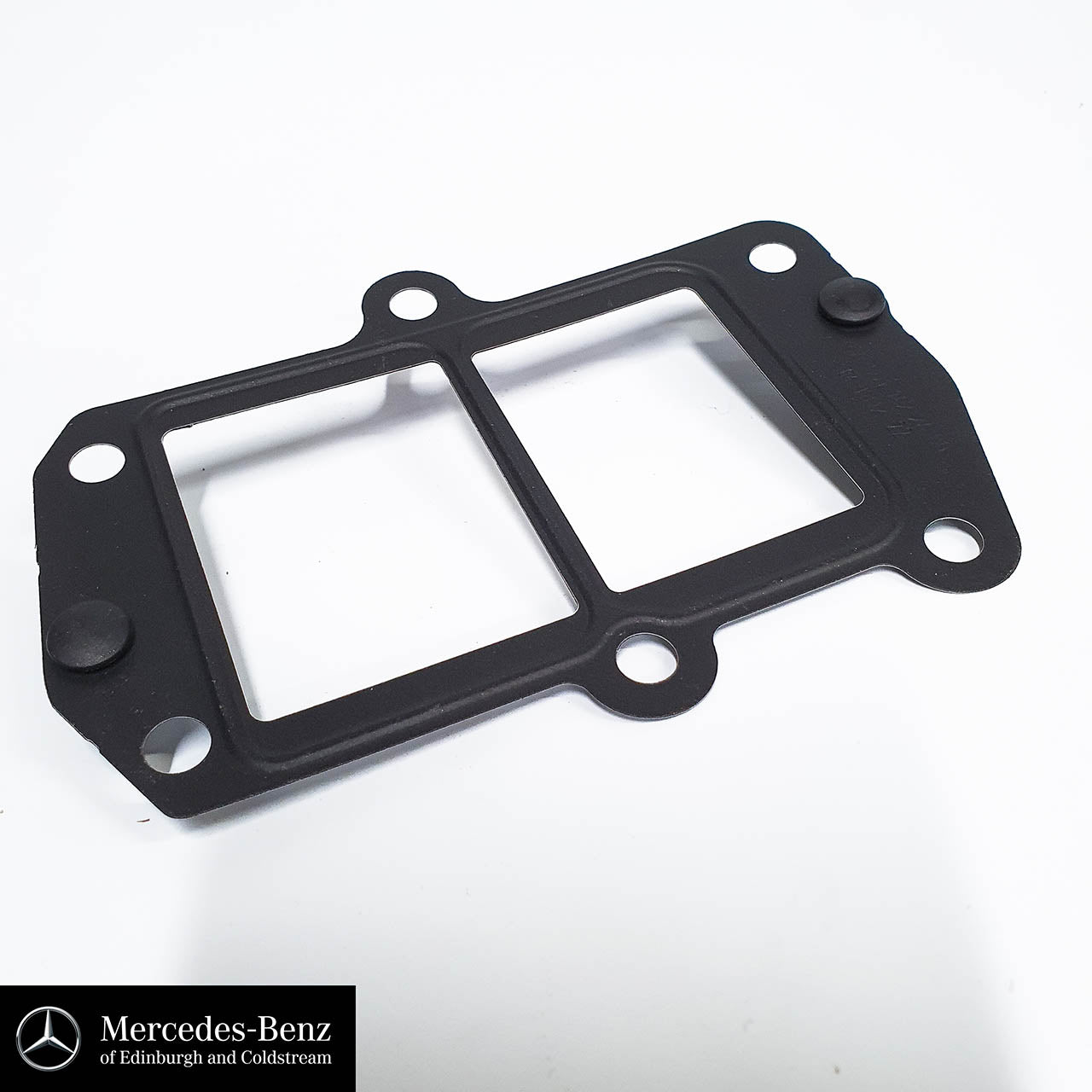Genuine Mercedes-Benz OM651 diesel Water Outlet Fuel Filter Housing