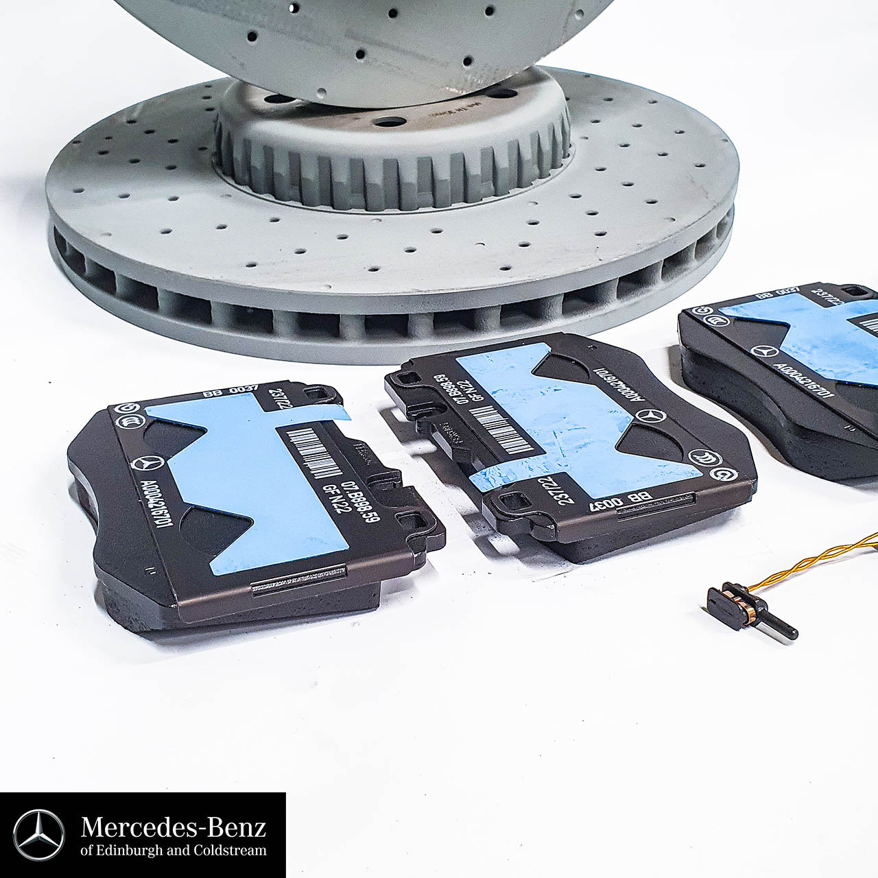 Genuine Mercedes-Benz Brake Pads & Discs With Wear Sensor - FRONT - 205 C-Class