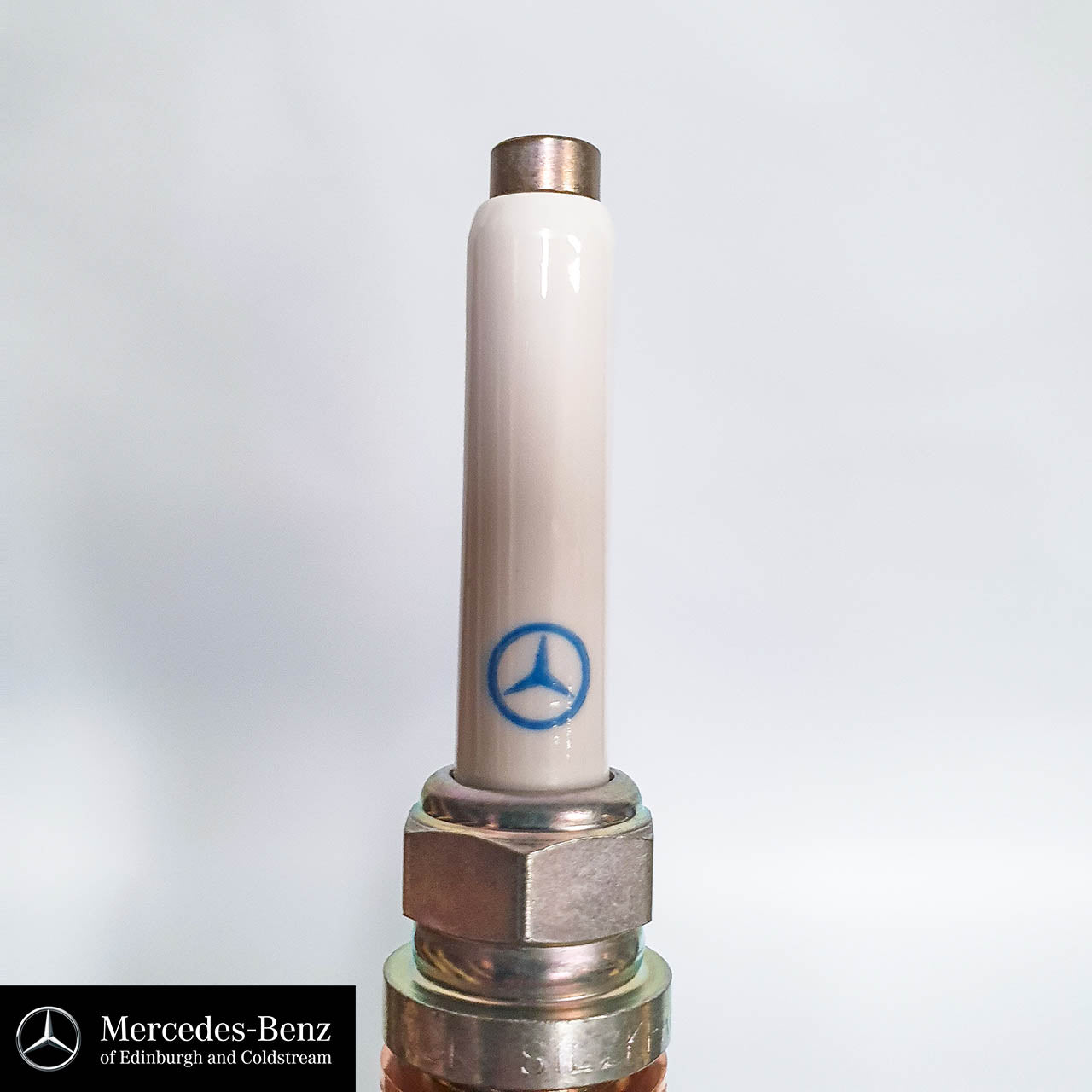 Genuine Mercedes-Benz Spark Plugs 4x A2701590700