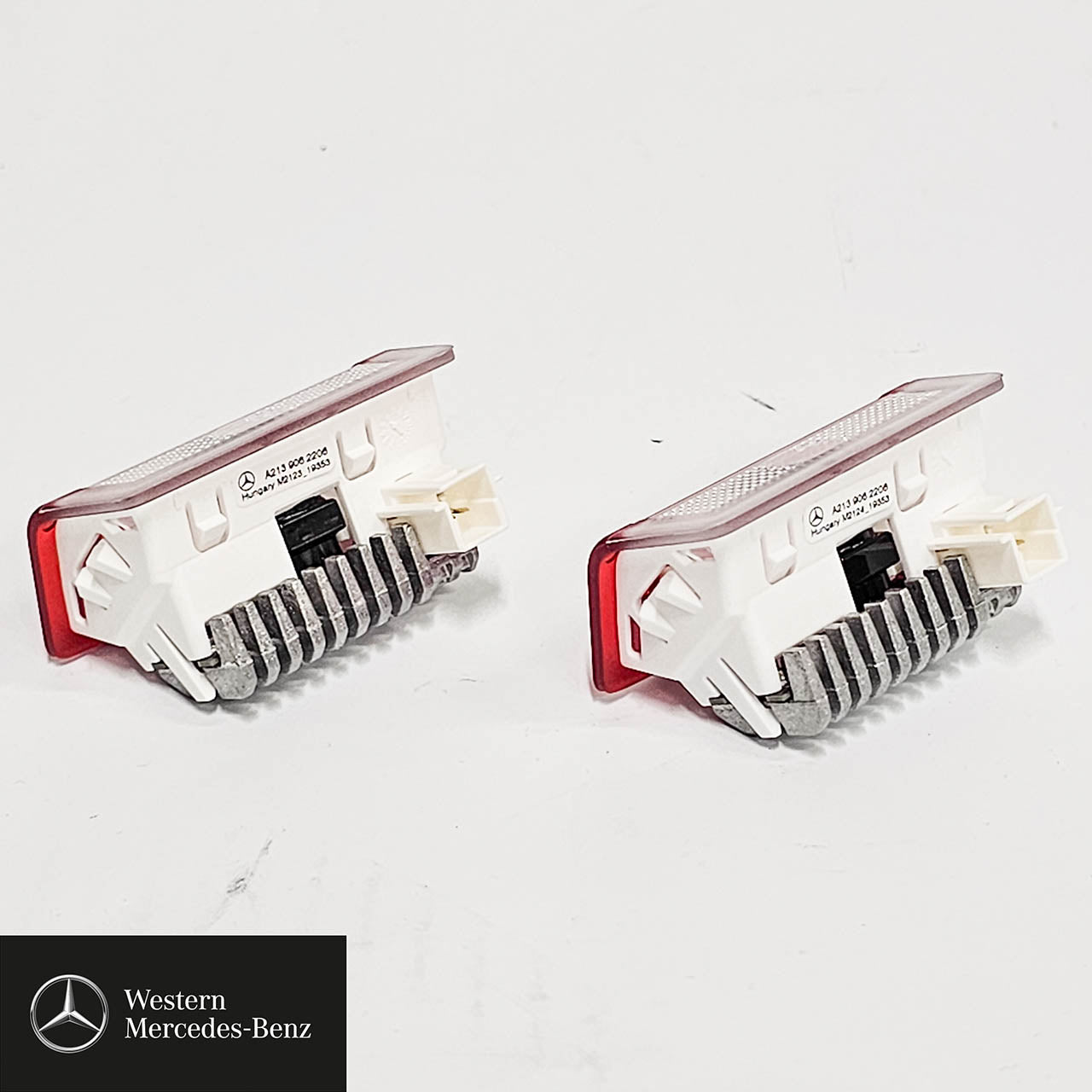 Exit lamp, door lamp, LED logo projector, Mercedes star, 2-piece for left and right door A2138204503