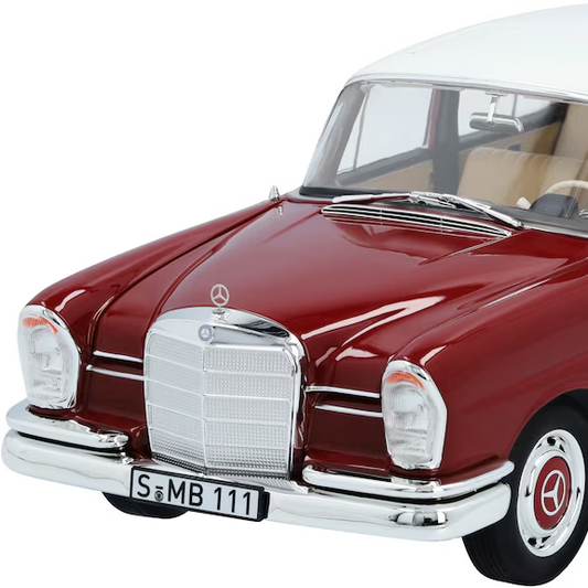 Mercedes-Benz 220 S W 111 (1959-1965) Scale Model 1:18