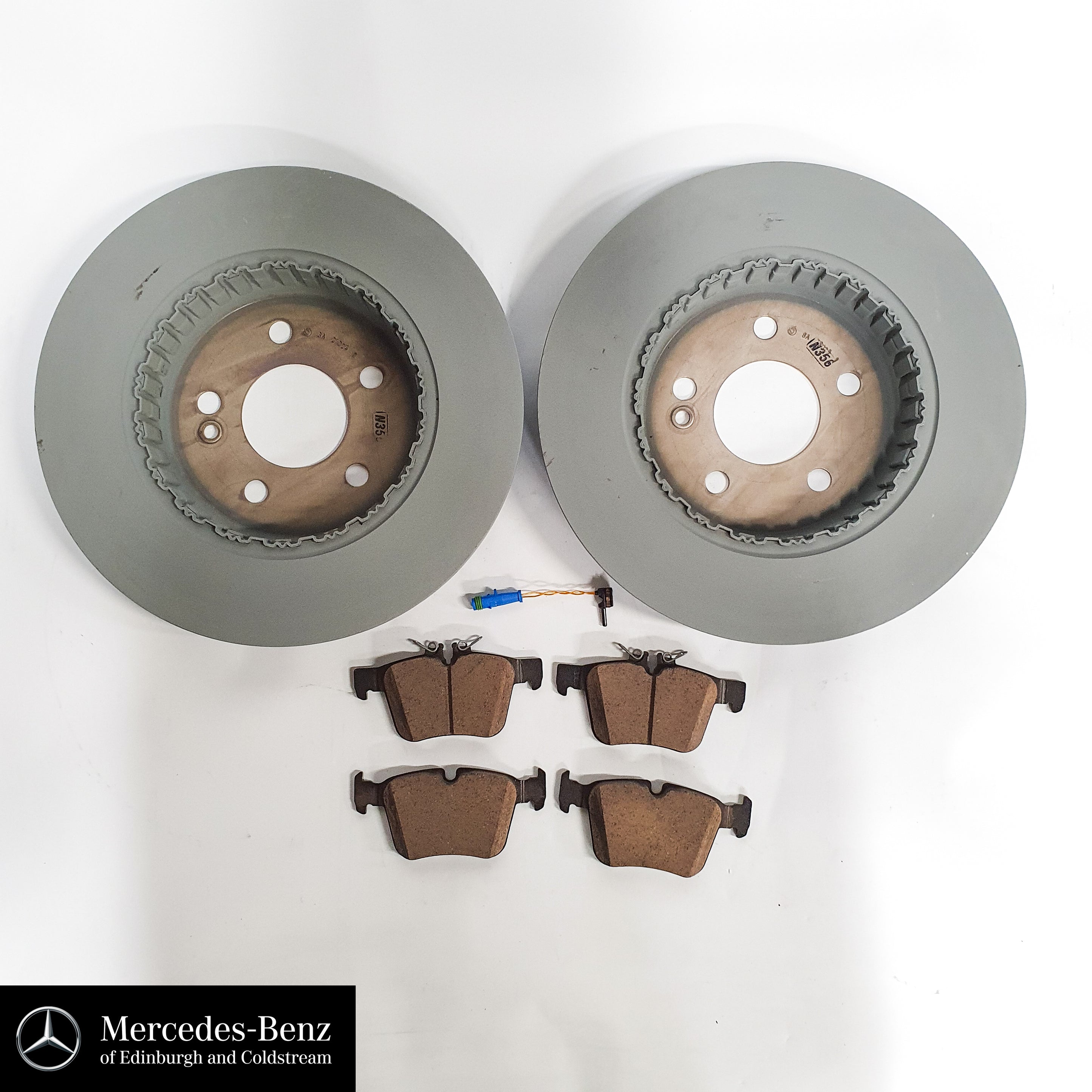 Genuine Mercedes-Benz brake discs, pads & wear sensor REAR C Class 205 ...