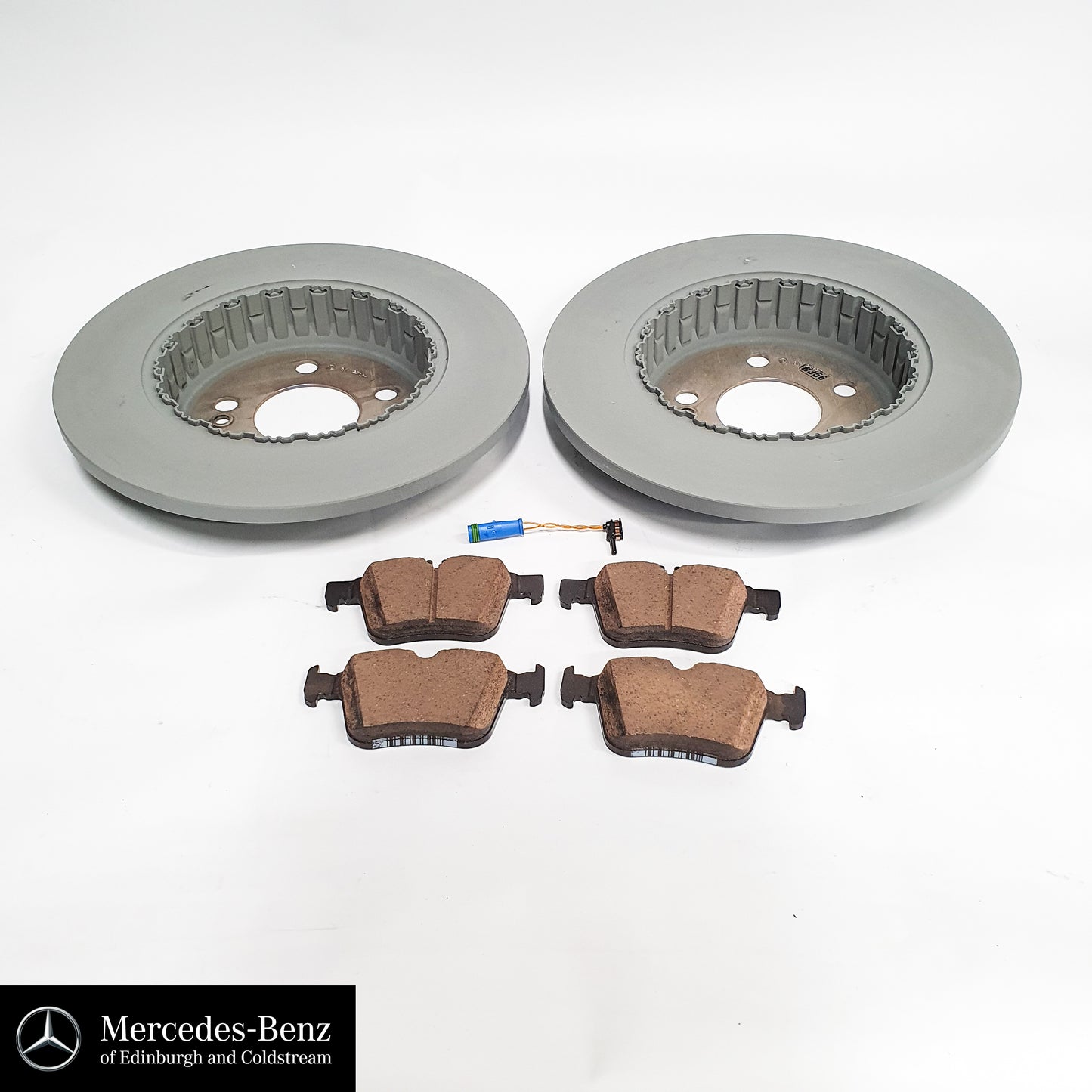 Genuine Mercedes-Benz brake discs, pads & wear sensor REAR C Class 205