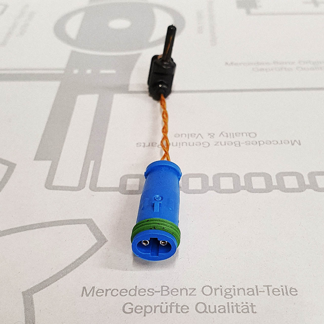 Genuine Mercedes-Benz brake wear sensor Blue A1695401617