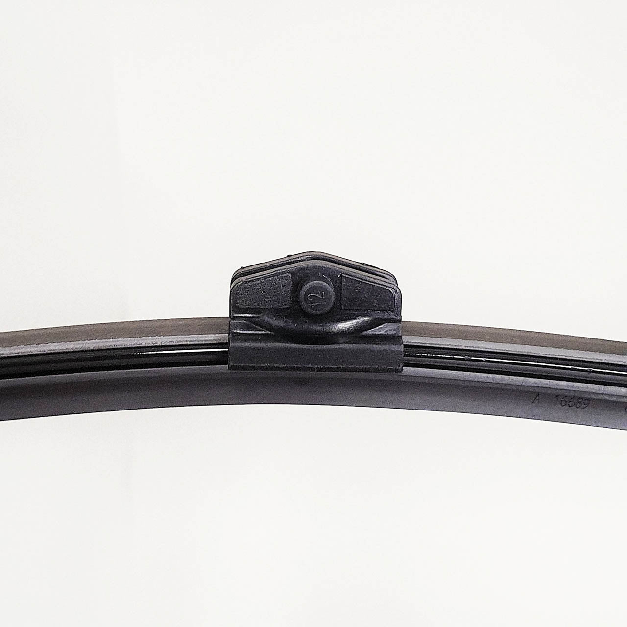 Rear Windscreen Wiper Arm & Blade Set For Mercedes A Class W177 2018-2023 – 33cm / 13″