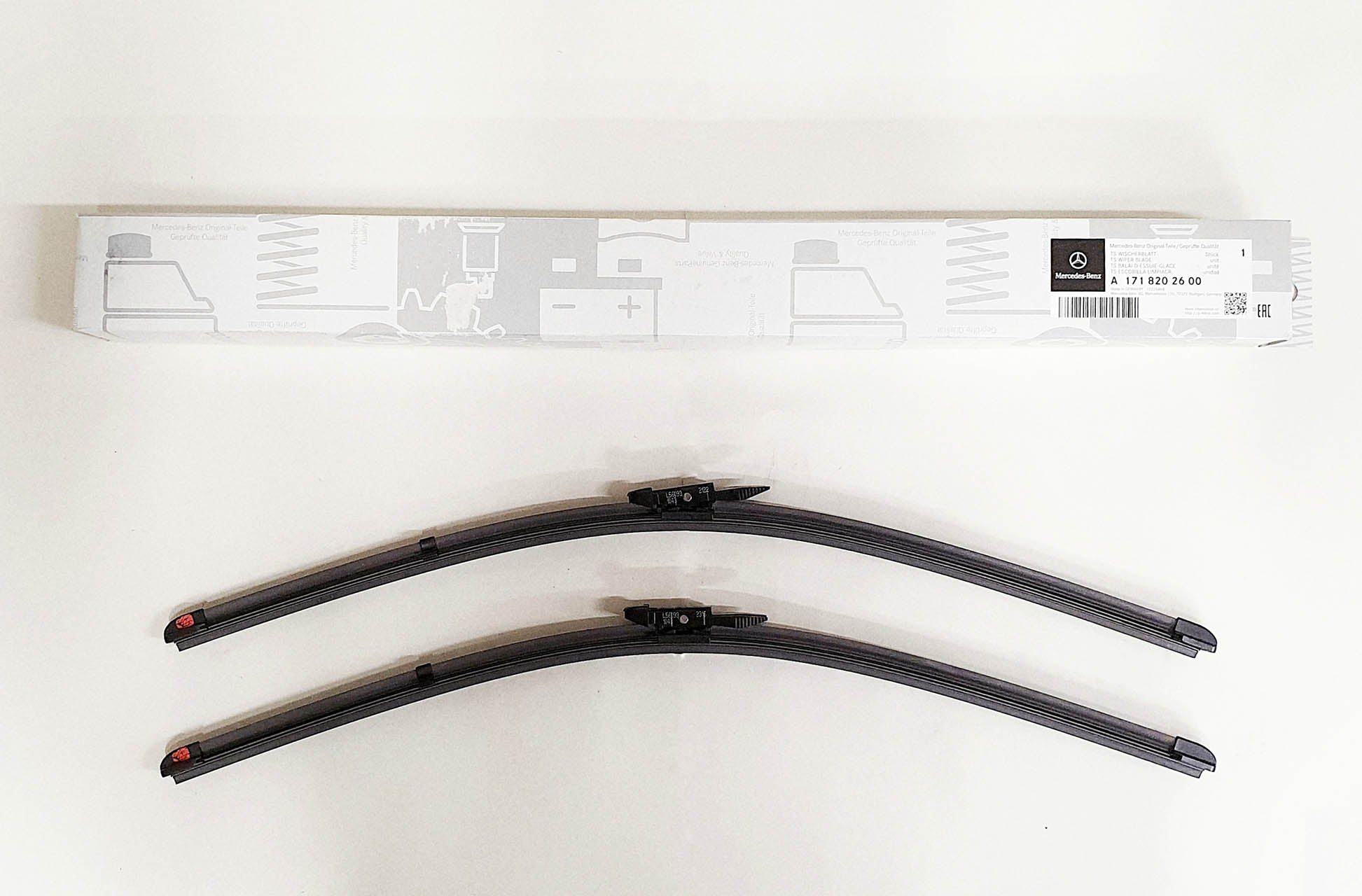 Universal Front Windscreen Wiper Blades For Mercedes-Benz SLK (2004-2020) - Pair
