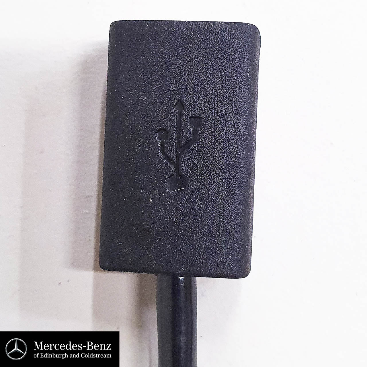 Genuine Mercedes-Benz Media Interface adapter cable USB to USB-C