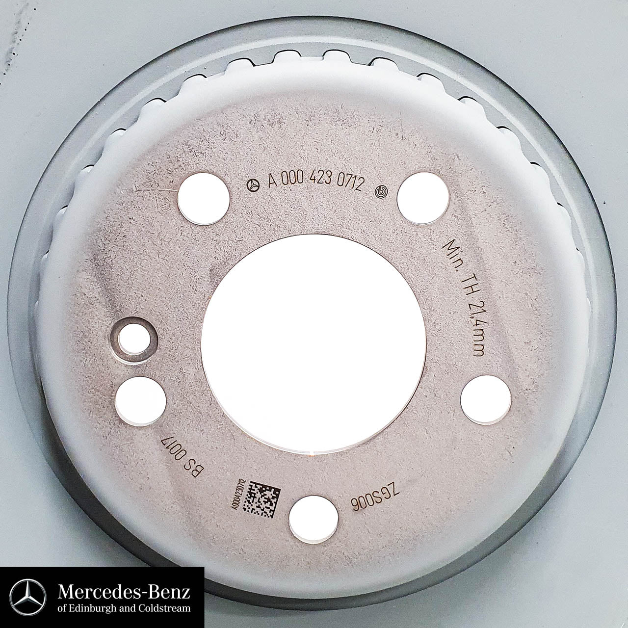 Genuine Mercedes-Benz brake discs, pads & wear sensor REAR C Class E Class AMG Line