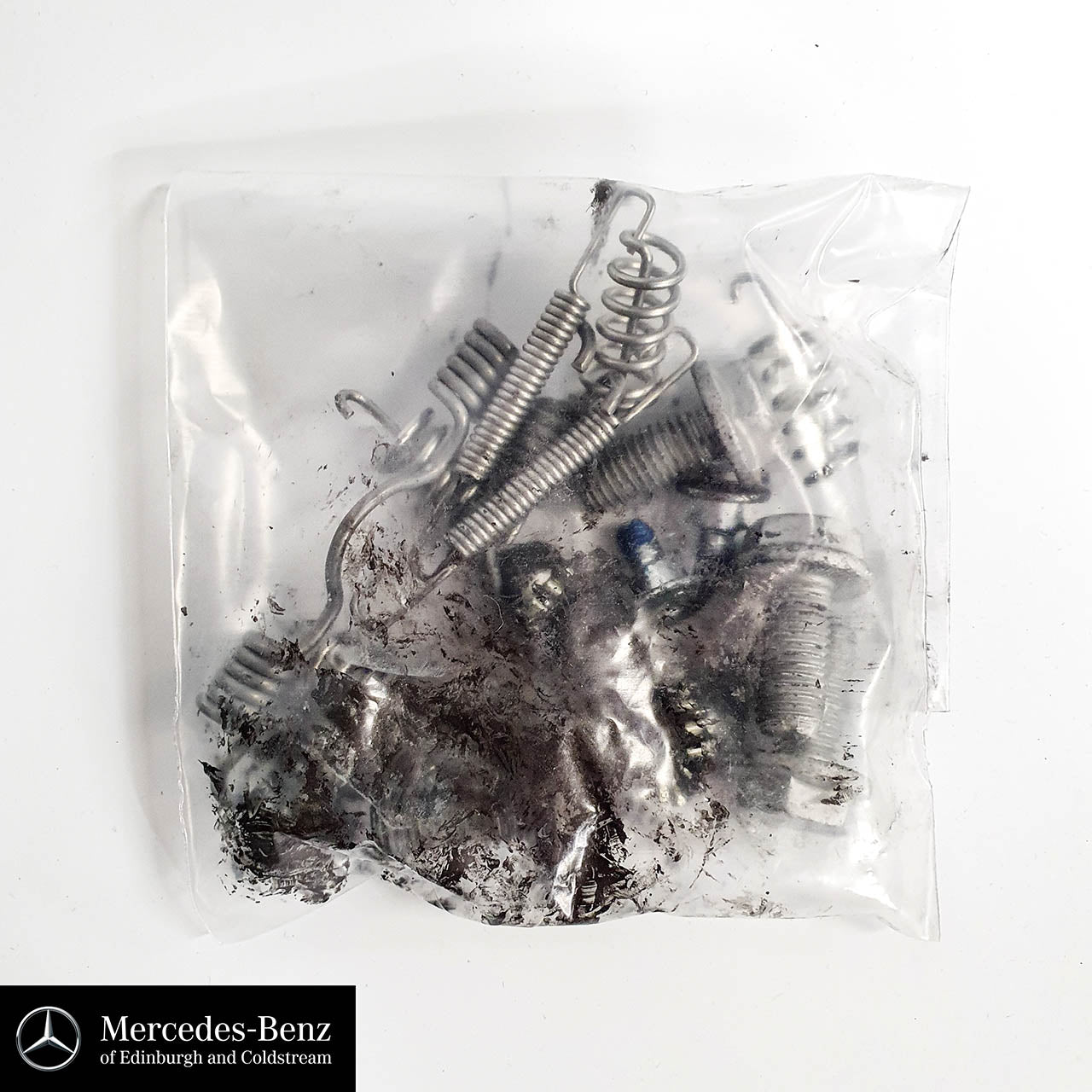 Genuine Mercedes-Benz Rear Handbrake Shoe Kit A B E SLK Class models