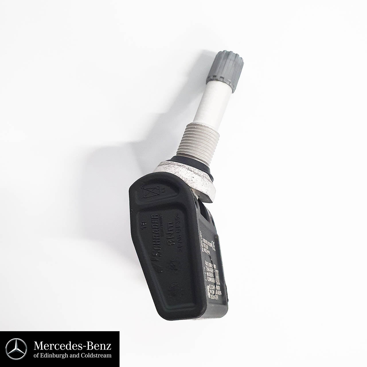 Genuine Mercedes-Benz Tyre Pressure Monitor Sensor A0009052102