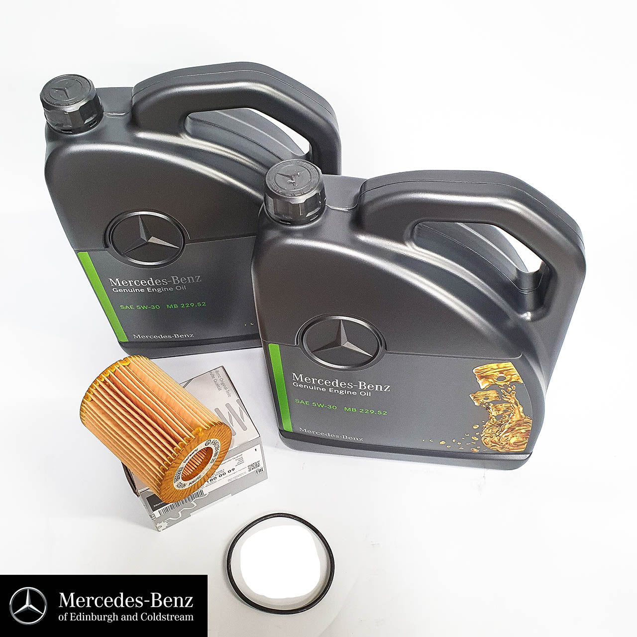 Genuine Mercedes-Benz diesel V6 OM642 engine oil, oil filter, sump plu ...