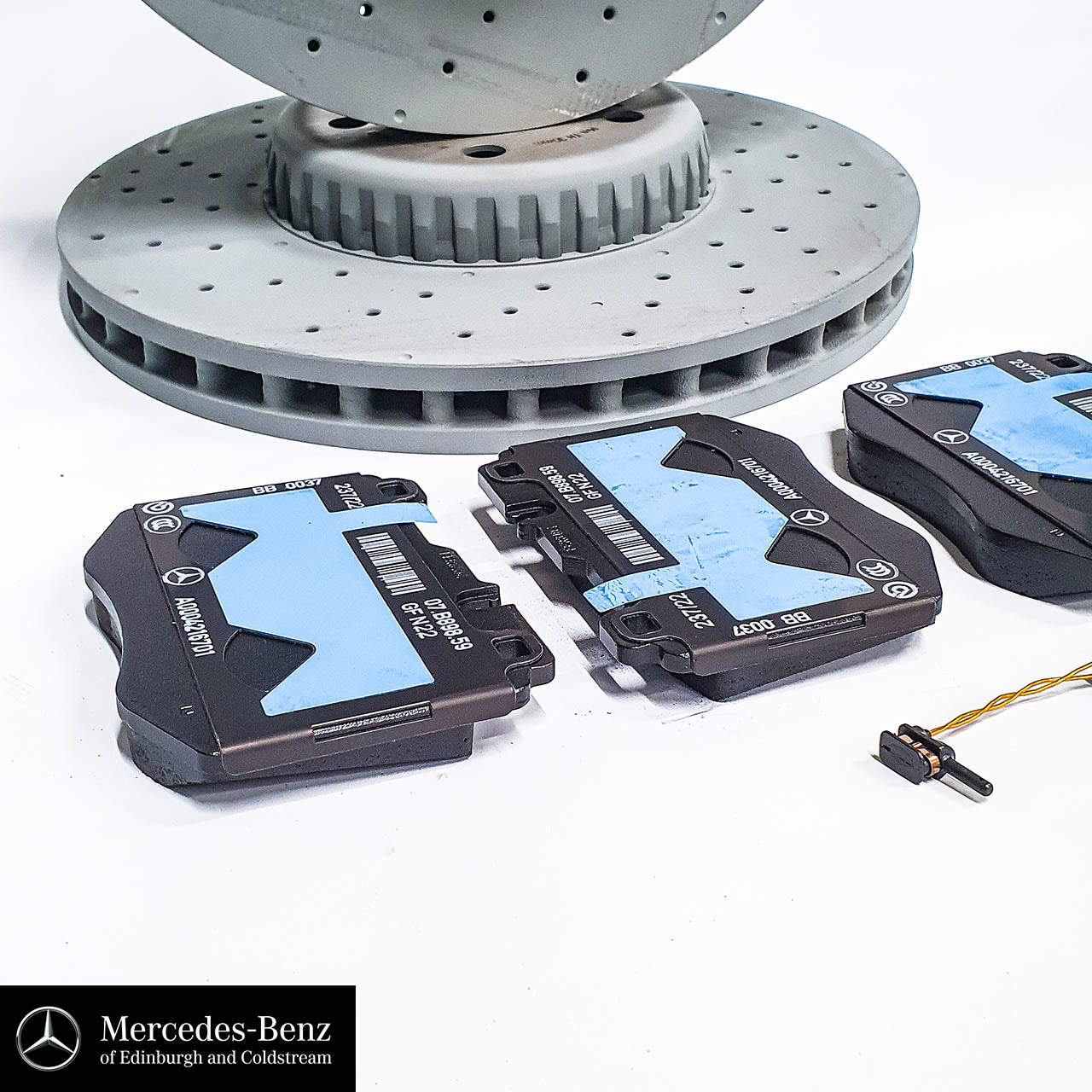 Brake discs, pads & wear sensor FRONT E-Class 213 model series E220d
