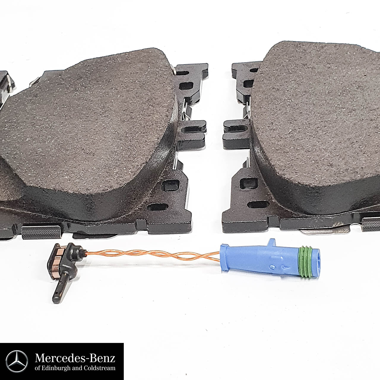 Brake pads and wear sensors front for E Class, GLC 250 d 4MATIC